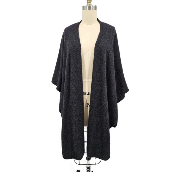 Neiman Marcus Cashmere Shawl Womens One Size Charcoal Grey Cape